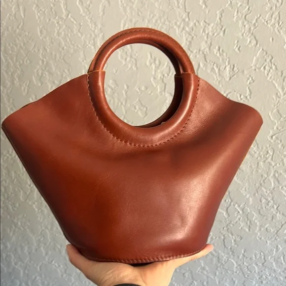 Portland Leather Milan Bag - Picture 3 of 6